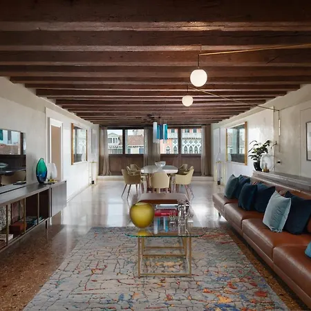 Palazzo Garzoni Apartman *