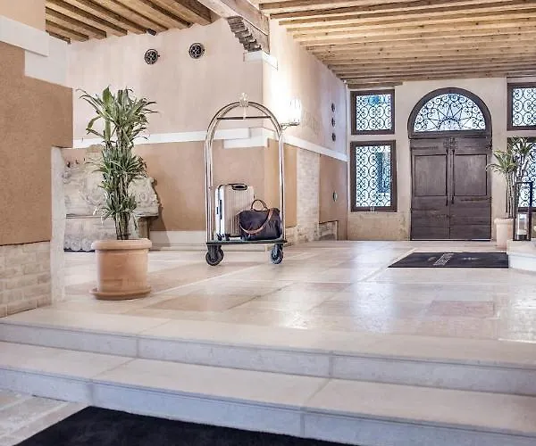 Palazzo Garzoni Appartement *