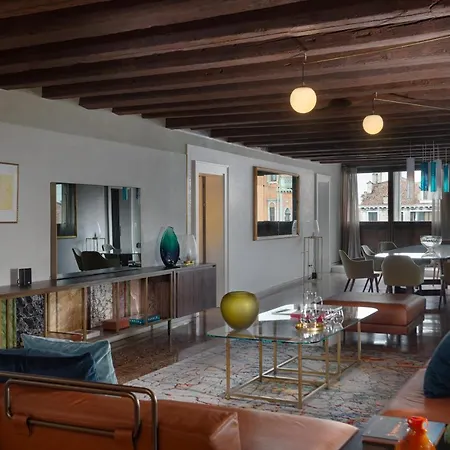 Apartamento Palazzo Garzoni Veneza