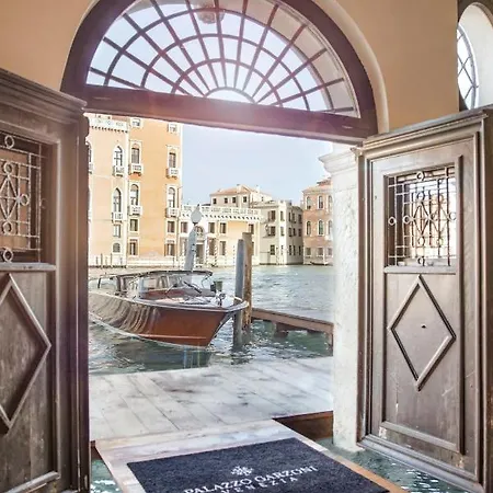 Palazzo Garzoni Venise